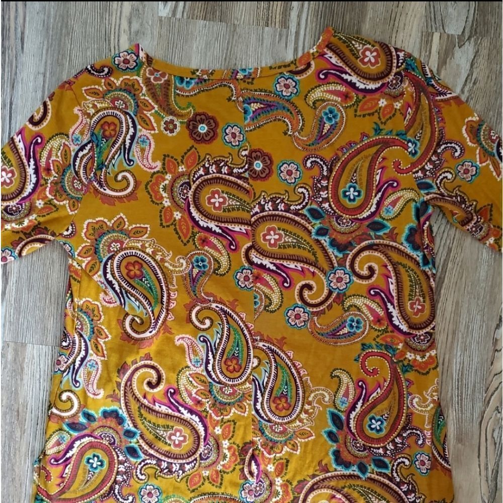 EUC Terra & Sky Yellow Print 3/4 Sleeve Stretchy Scoop Neck Tee Sz 14W - Picture 2 of 3